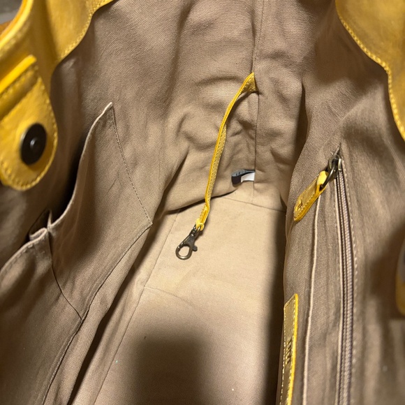 Frye Leather Melissa Tote Bag Yellow (original. $358) - Picture 6 of 10